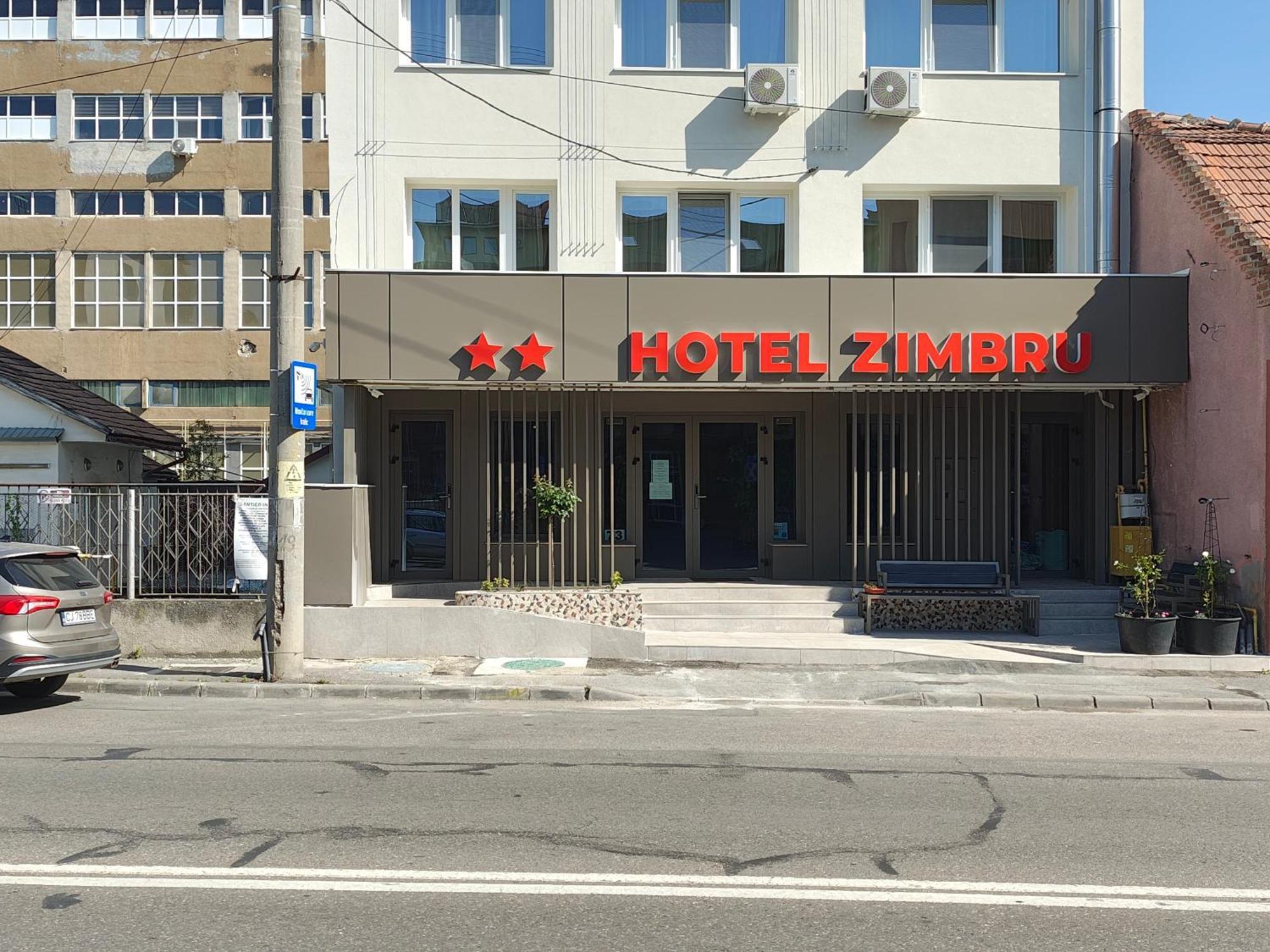 Hotel Zimbru Κλουζ-Ναπόκα Εξωτερικό φωτογραφία