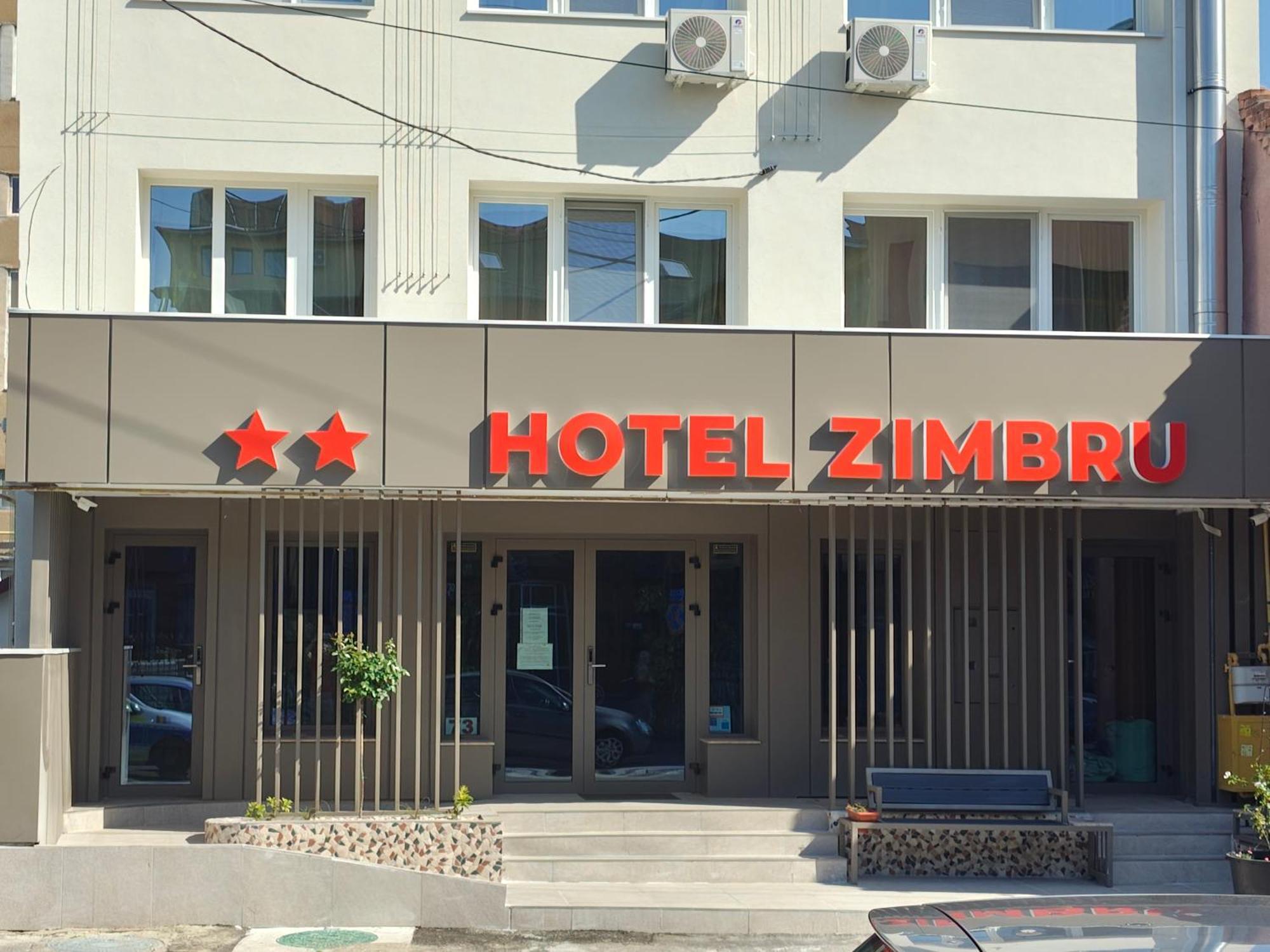 Hotel Zimbru Κλουζ-Ναπόκα Εξωτερικό φωτογραφία