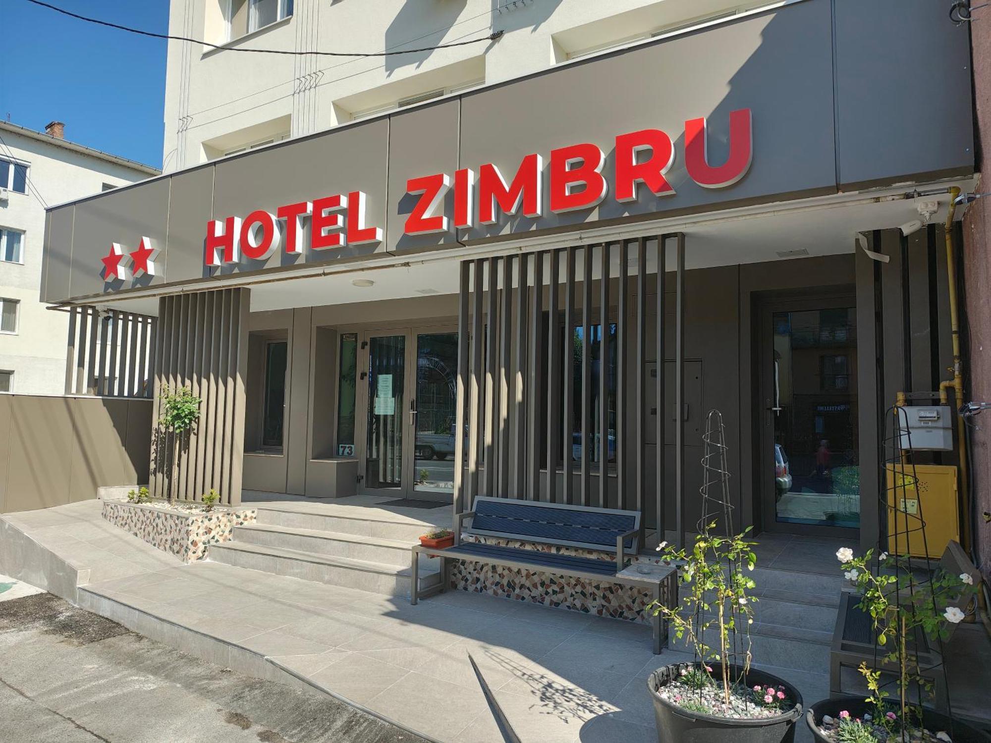 Hotel Zimbru Κλουζ-Ναπόκα Εξωτερικό φωτογραφία